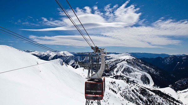 חבילות סקי ב Vallnord, אנדורה